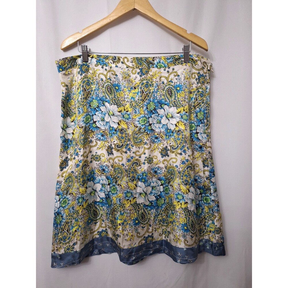 Vtg Old Navy y2k 100% Silk Floral Paisley Print Just Below The Waist Skirt Sz 16